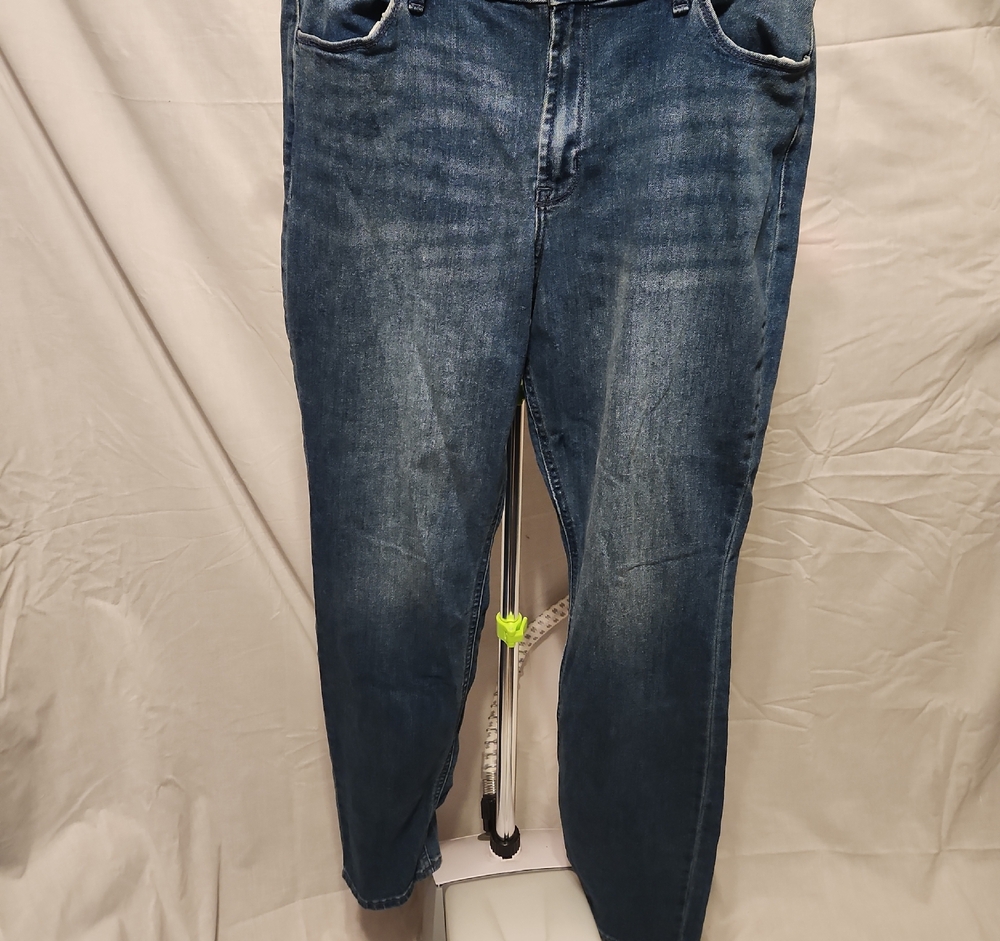 Old Navy Blue Straight Leg Jeans Classic Style